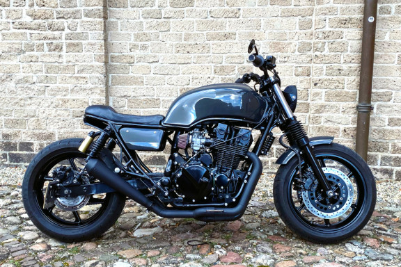 Dark Horse: Honda CB Seven Fifty Custom – BikeBound