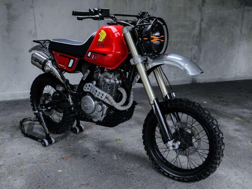 Honda NX650 Dominator Retro Enduro