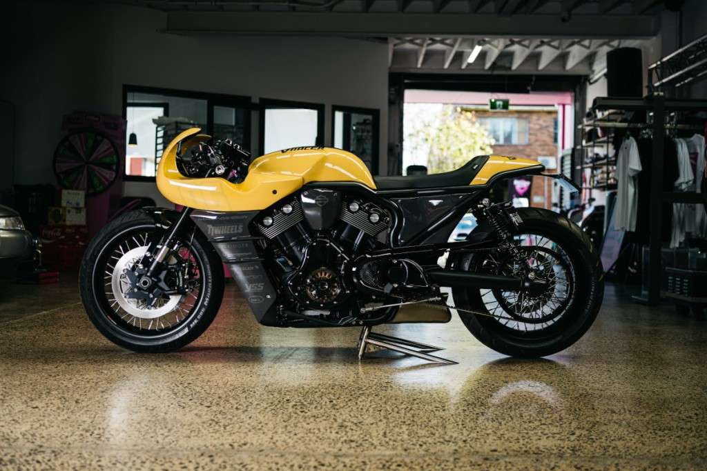 Harley V-Rod Cafe Racer